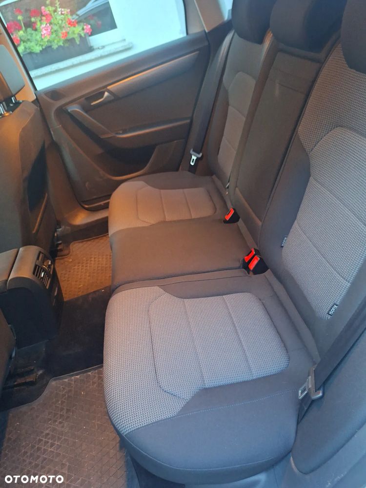 Volkswagen Passat Variant 2.0 TDI BlueMotion Technology Comfortline - 13