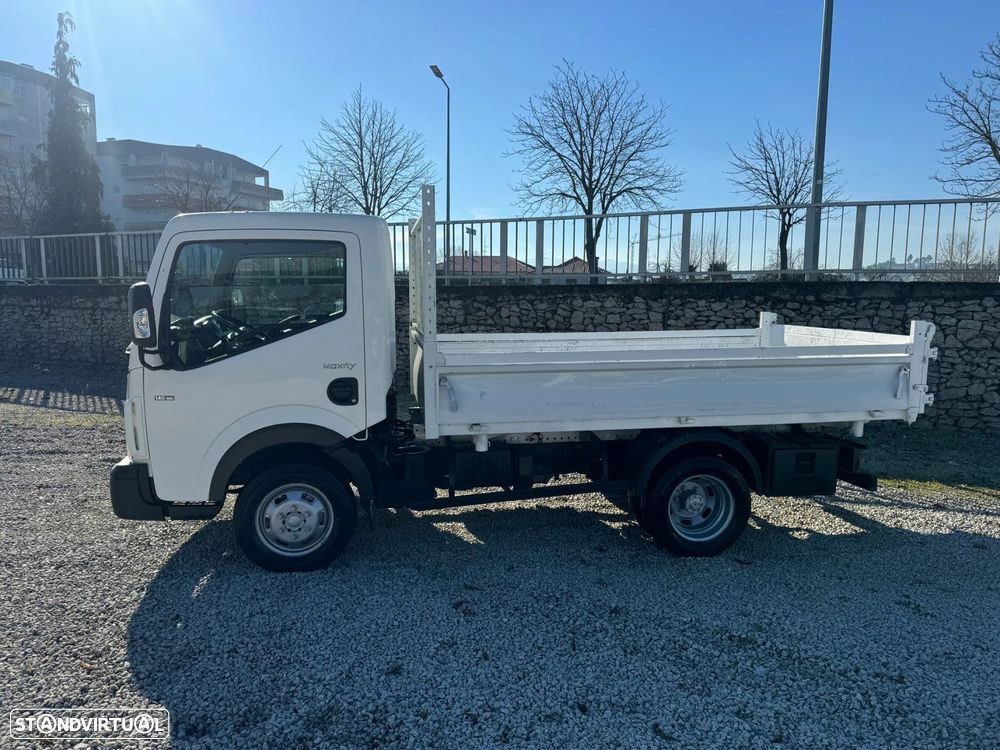 Nissan Cabstar 2.5 dCi 35.14/1 C.Aço Basculante - 8