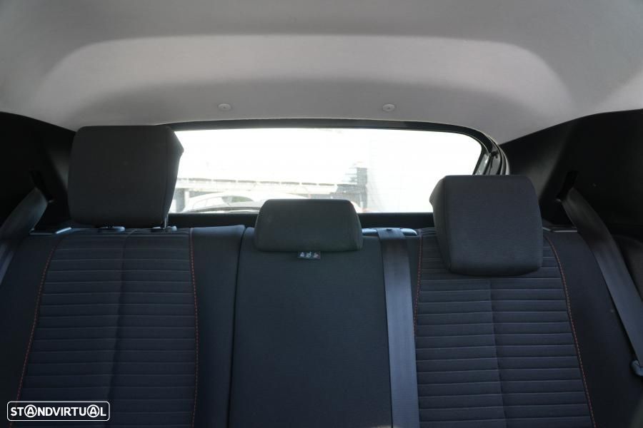 Peugeot 208 1.2 PureTech Active - 9