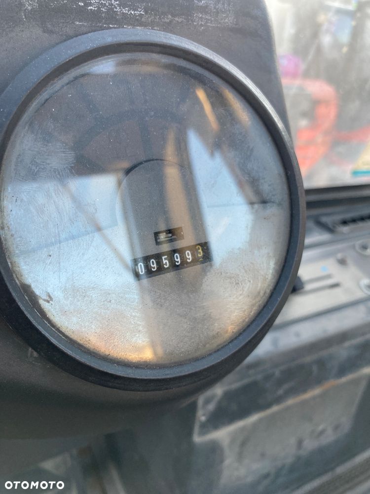 Linde [1998] WÓZEK WIDŁOWY LINDE H80D-900 DIESEL 8ton/900 - 6