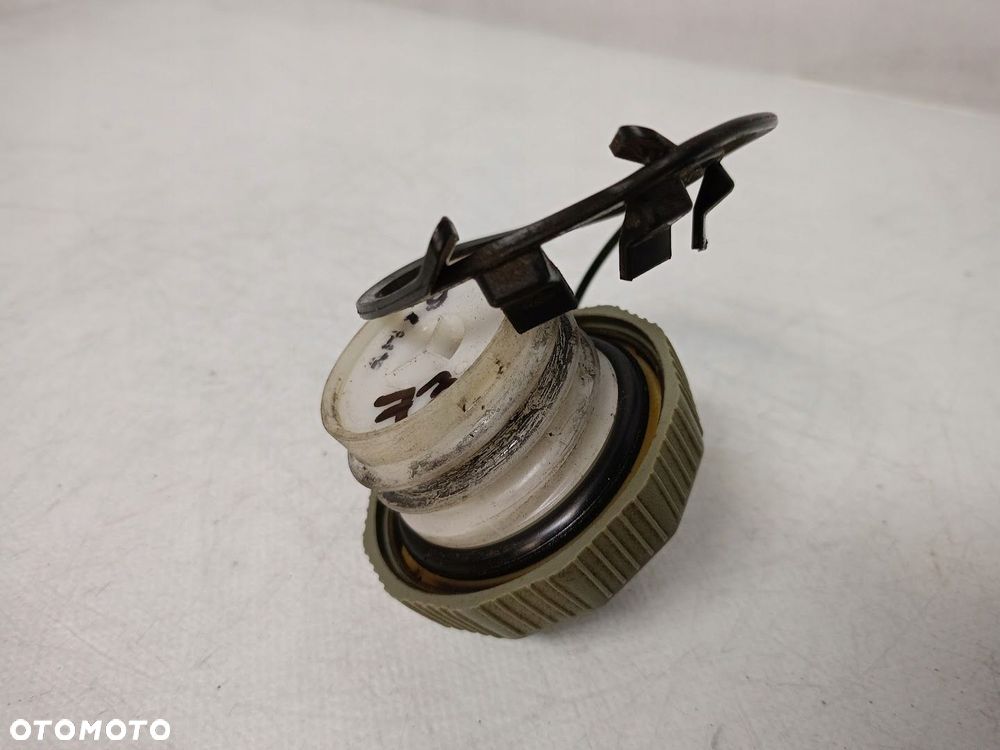 korek wlewu paliwa diesel mazda 3 bk - 5