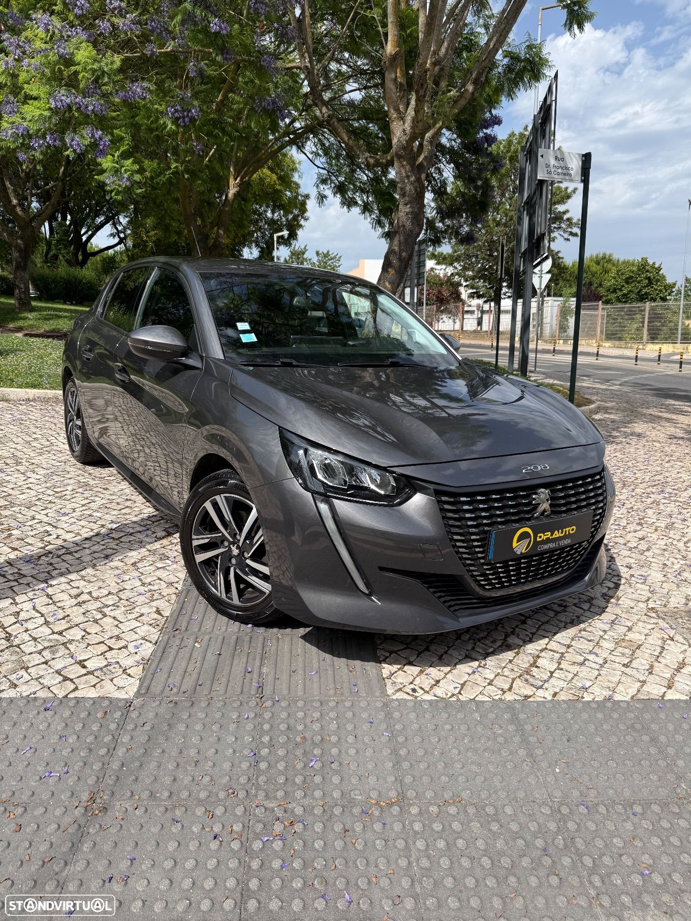 Peugeot 208 1.2 PureTech Allure - 1
