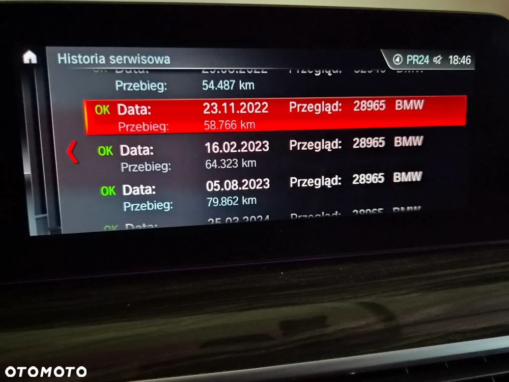 BMW Seria 5 520d xDrive Luxury Line sport - 29