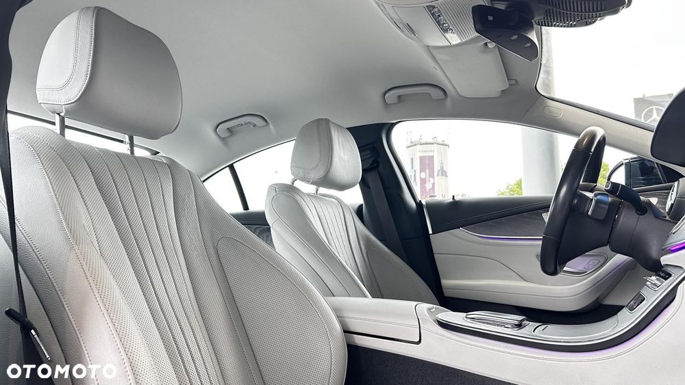 Mercedes-Benz CLS - 25