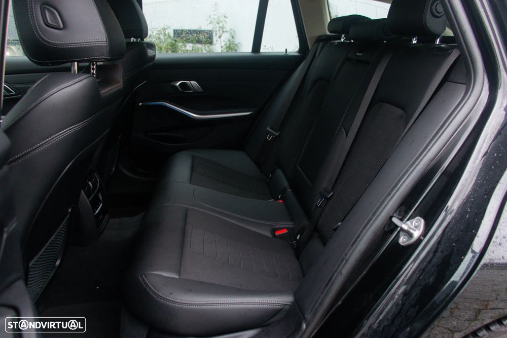BMW 330 e Line Sport Auto - 15