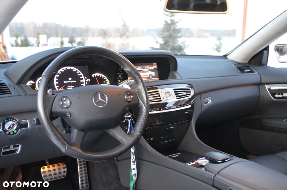 Mercedes-Benz CL 63 AMG - 35