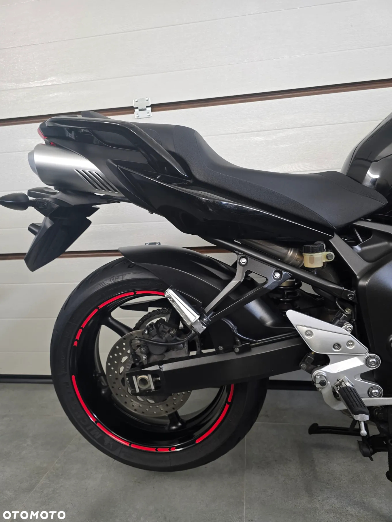 Yamaha FZ6 - 7