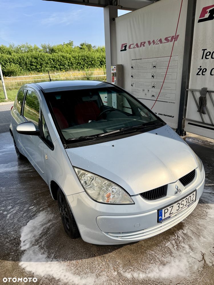Mitsubishi Colt - 4