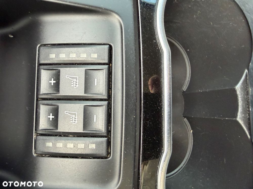 Ford Galaxy 2.0 TDCi Titanium - 26