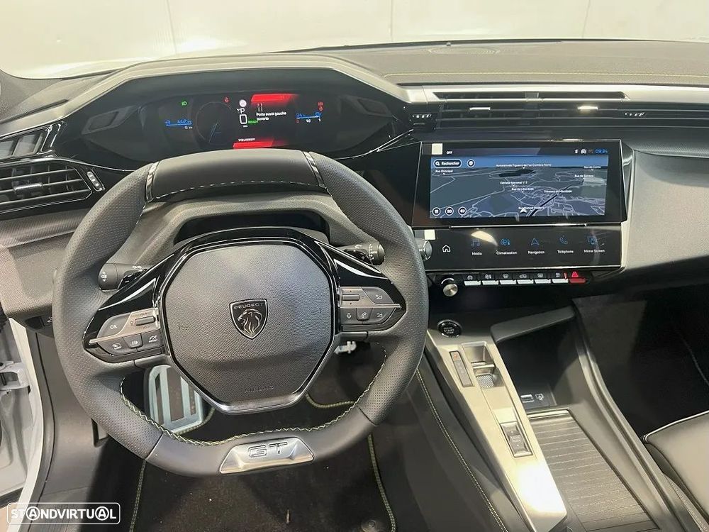 Peugeot E-408 58 kWh GT - 13