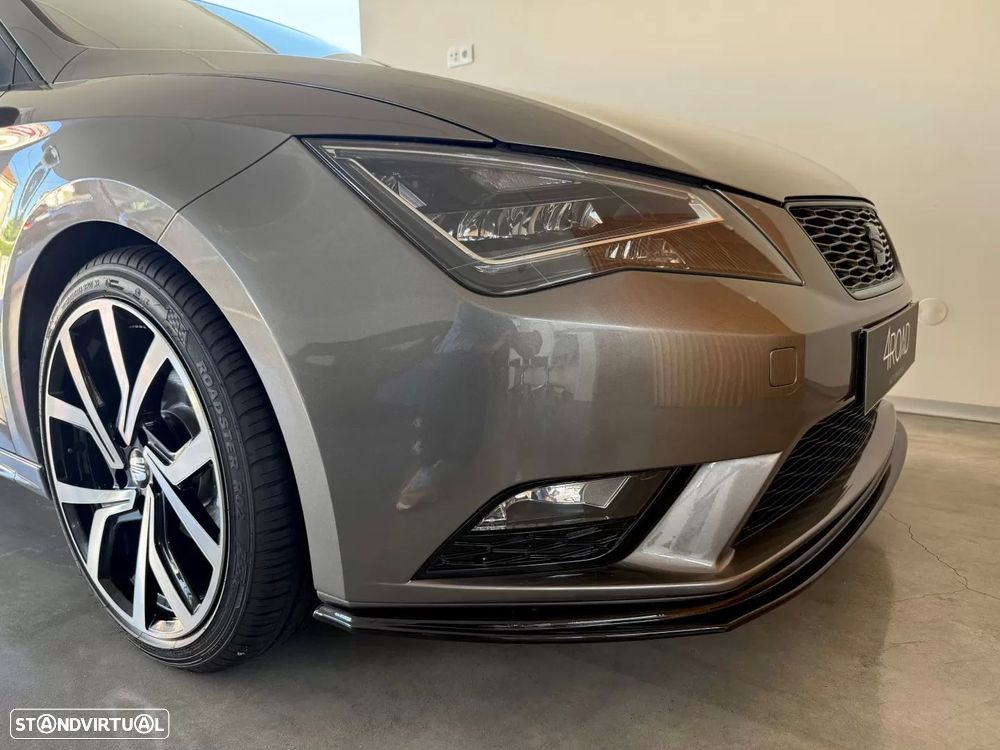 SEAT Leon 1.6 TDI DPF S&S I-Tech - 36