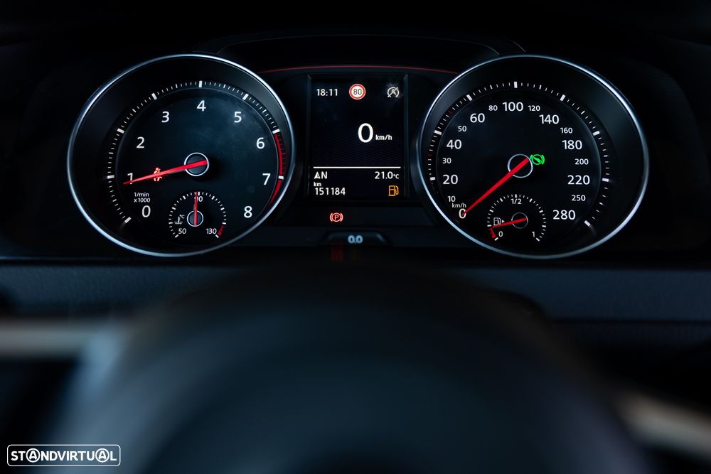 VW Golf GTI Performance BlueMotion DSG - 25