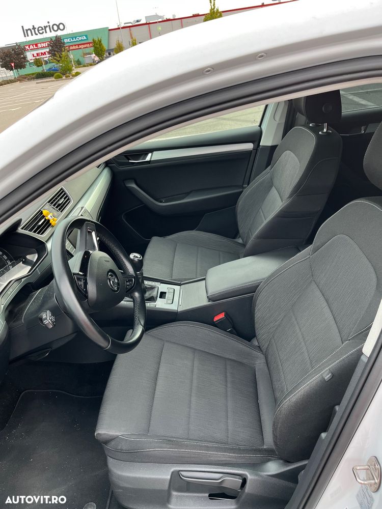 Skoda Superb 1.4 TSI ACT Active - 5
