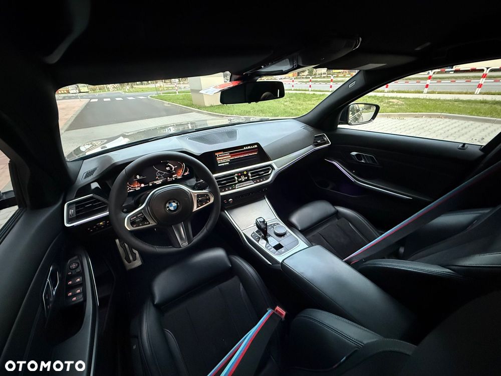 BMW Seria 3 - 22
