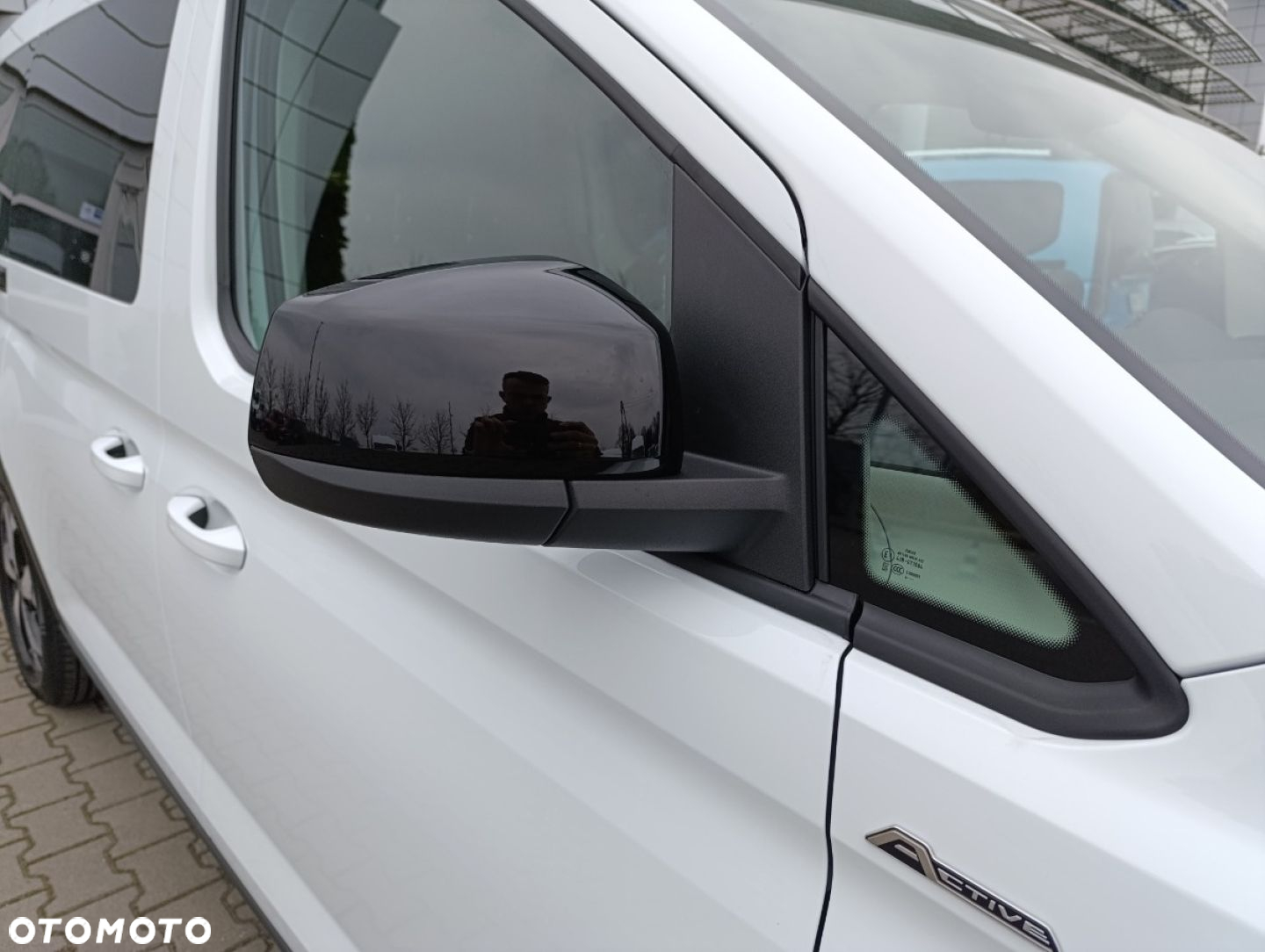 Ford Transit Connect - 10