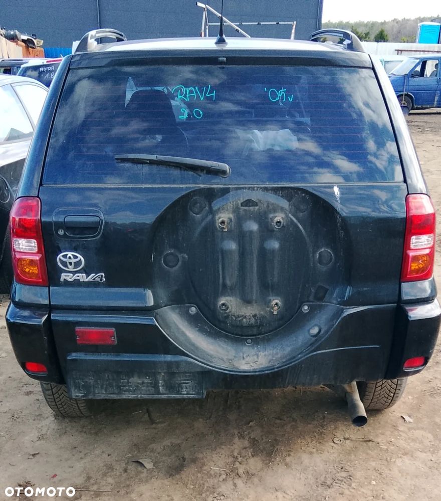 TOYOTA RAV4 2.0 D-4D - 2