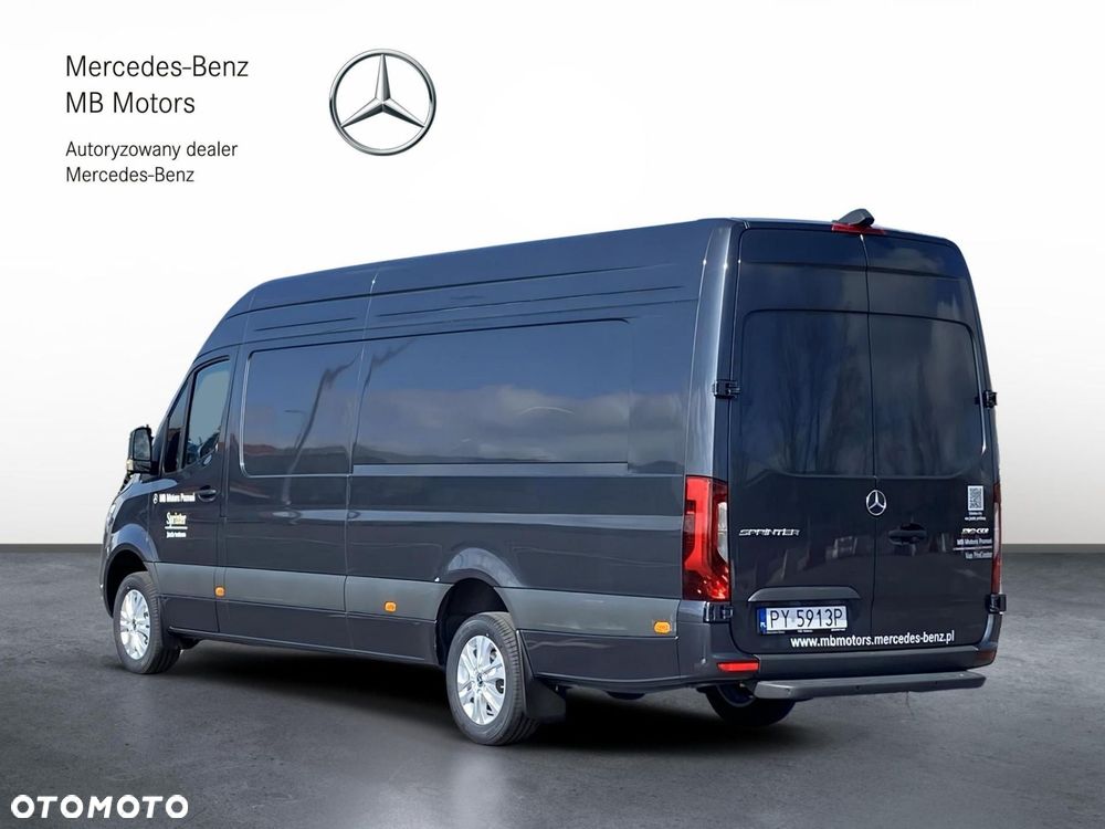 Mercedes-Benz Sprinter - 4