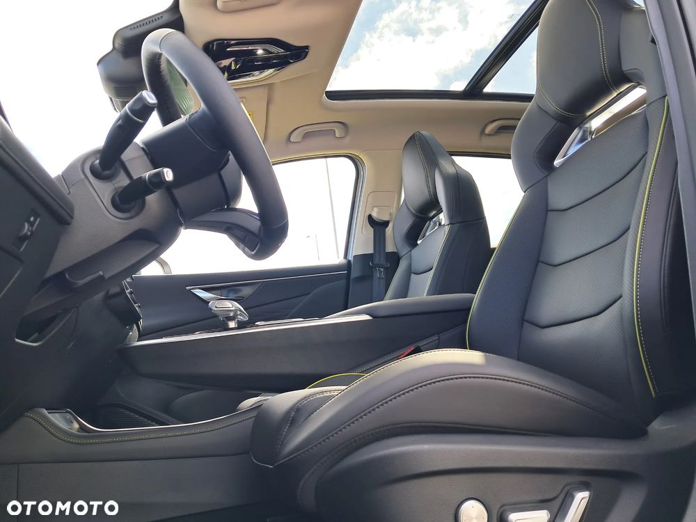 BAIC 5 Beijing 1.5T Comfort DCT - 6