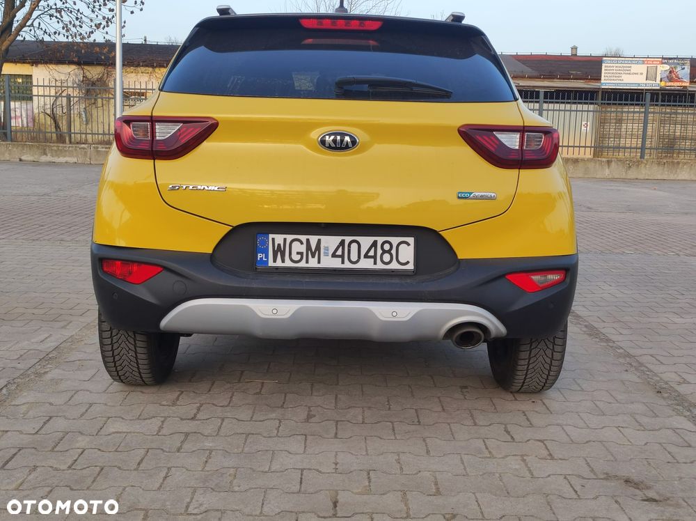 Kia Stonic 1.0 T-GDI MHEV L Business Line - 11