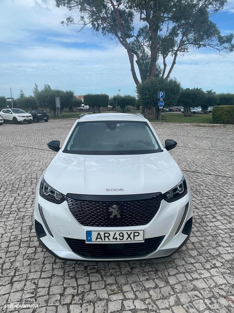 Peugeot 2008 1.2 PureTech Allure EAT8 — fotografia 7