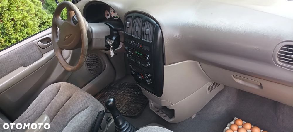 Chrysler Voyager - 5