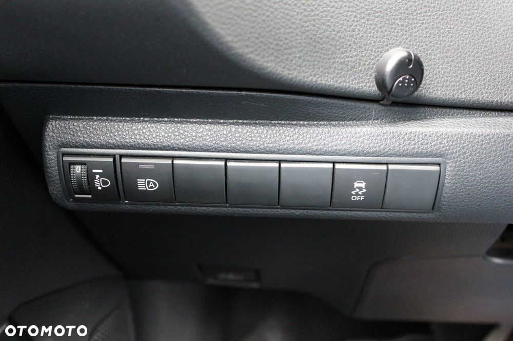 Toyota Corolla 1.8 Hybrid Comfort - 23