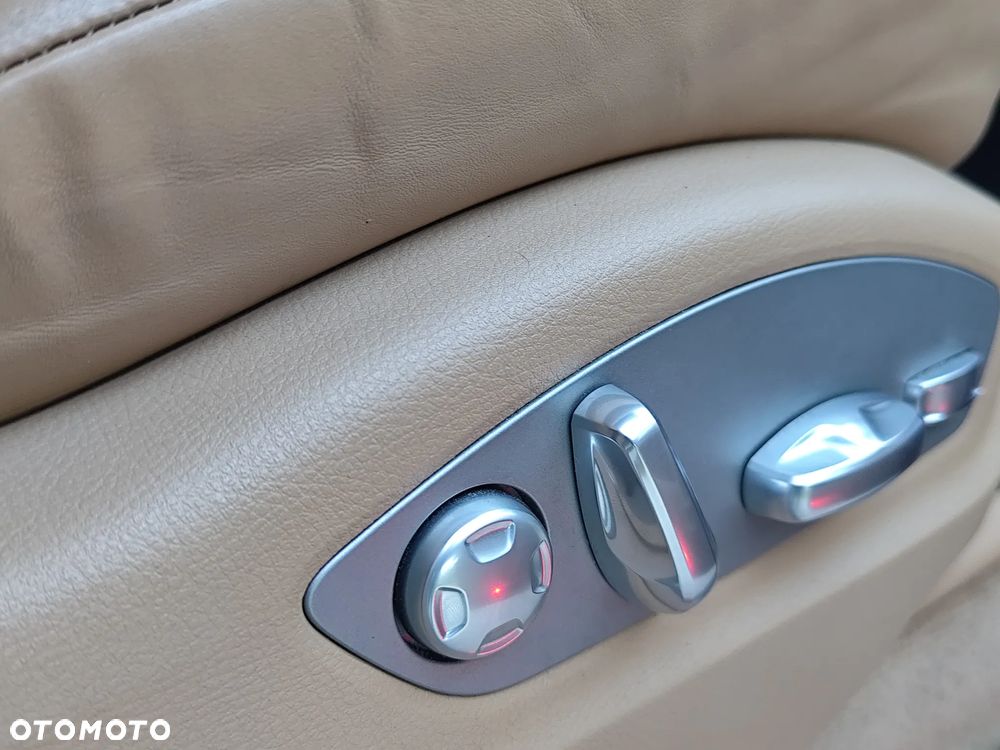 Porsche Cayenne Tiptronic S - 20