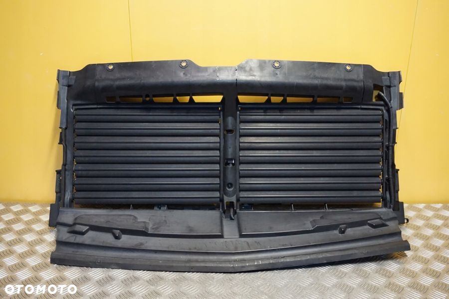 CHEVROLET TAHOE SUBURBAN 2020 - 2023 Wzmocnienie Pas Żaluzja Przód USA - 1