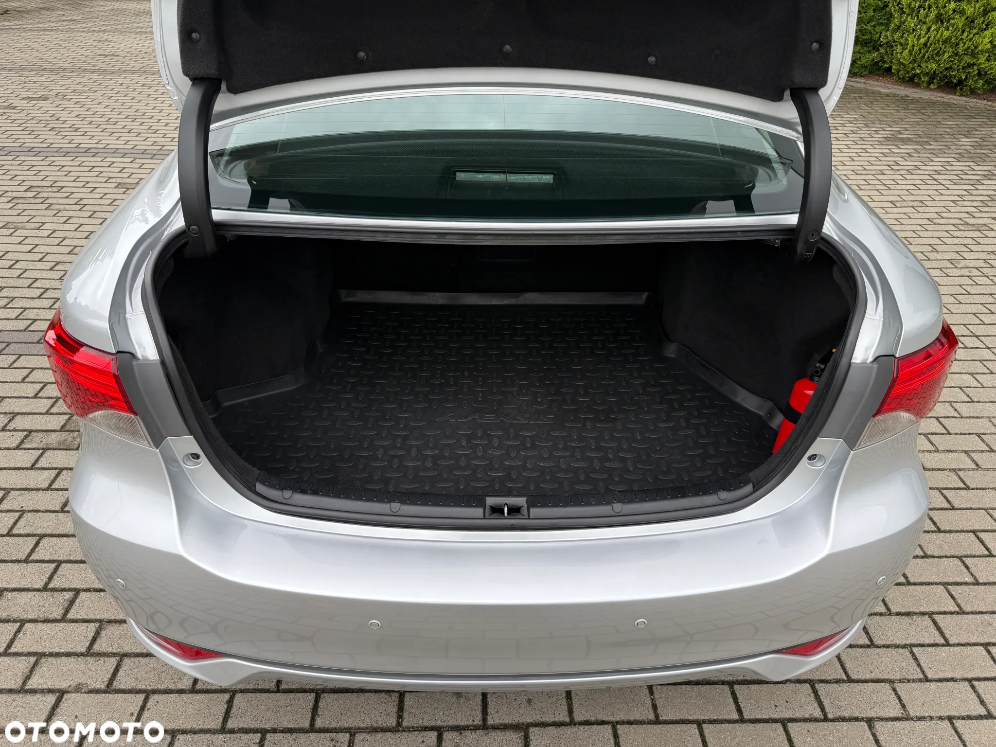 Toyota Avensis 2.0 Prestige - 36
