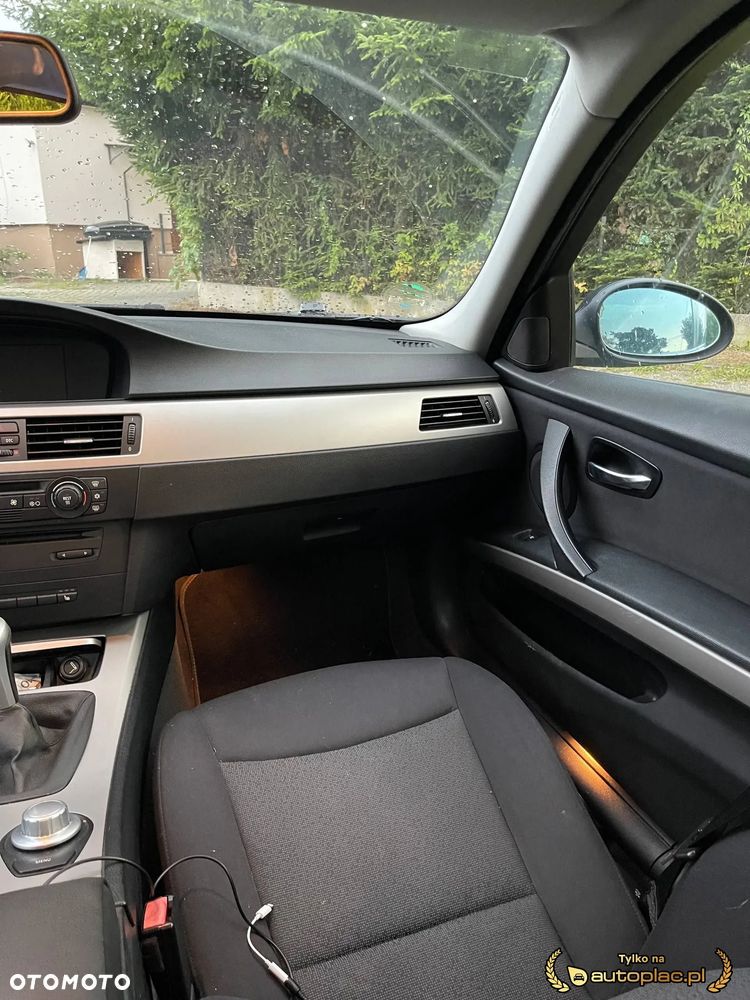 BMW Seria 3 - 12