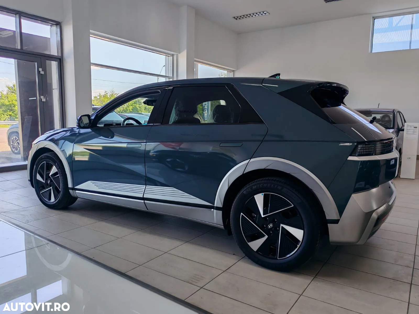 Hyundai IONIQ 5 229 CP 84 kWh 2WD Premium - 6