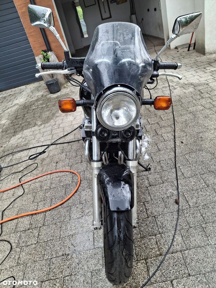 Honda CB - 8