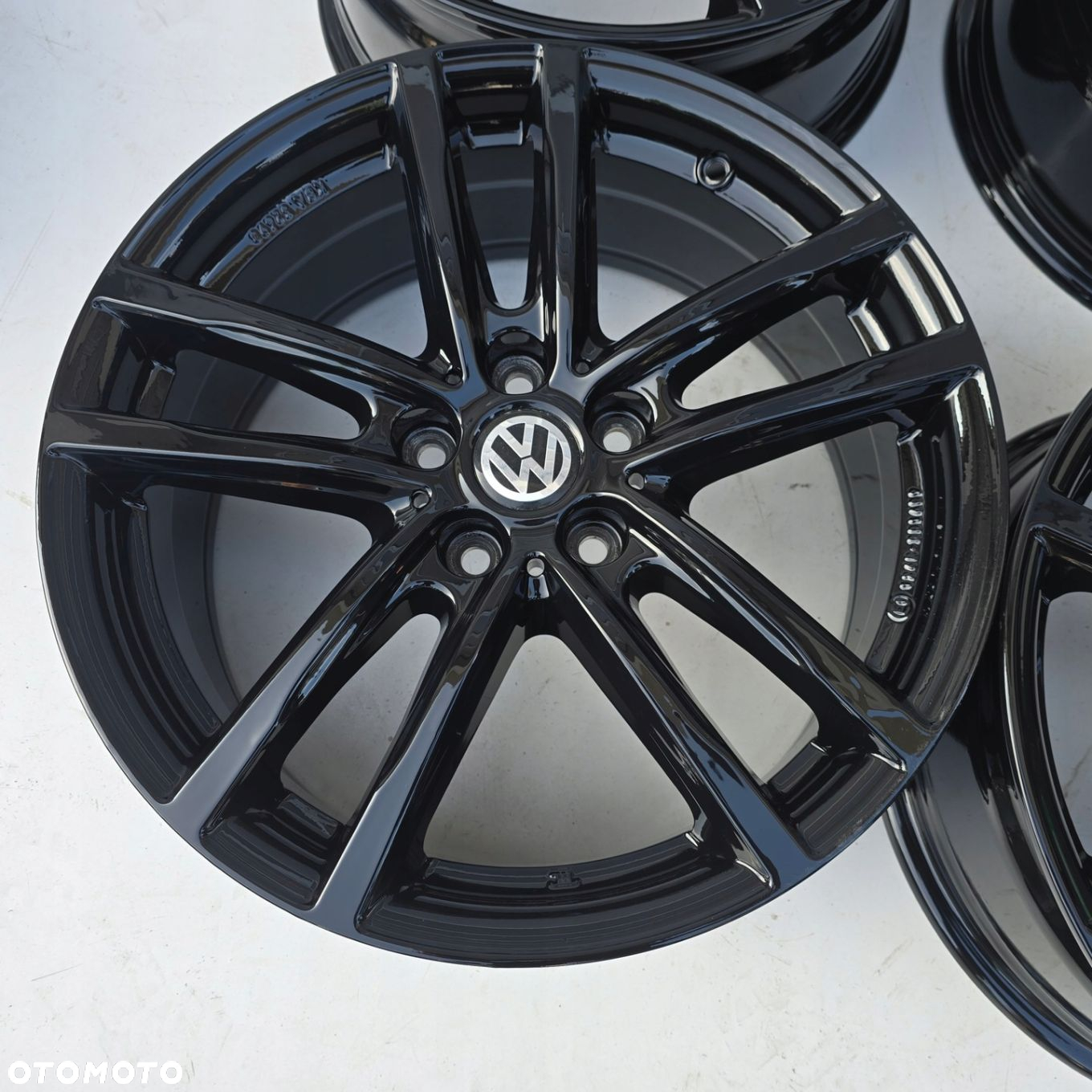VW TIGUAN II I PASSAT B7 B8 T-ROC SHARAN GOLF VI VII CADDY 18 5x112 4X - 4