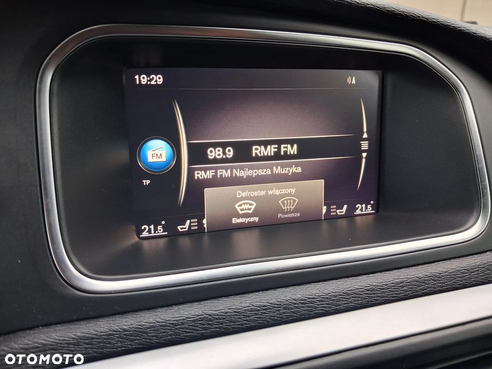 Volvo V40 D3 Drive-E Momentum - 9