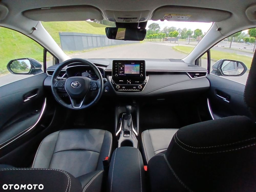 Toyota Corolla 1.8 Hybrid Executive - 22
