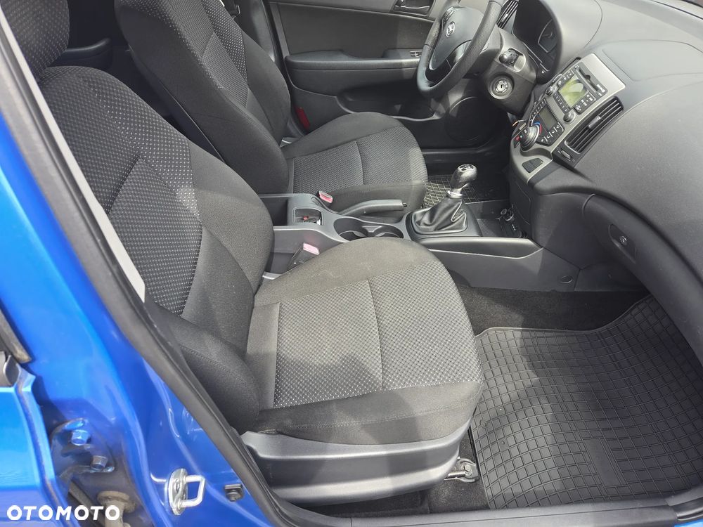 Hyundai i30 1.4 Blue Comfort - 13
