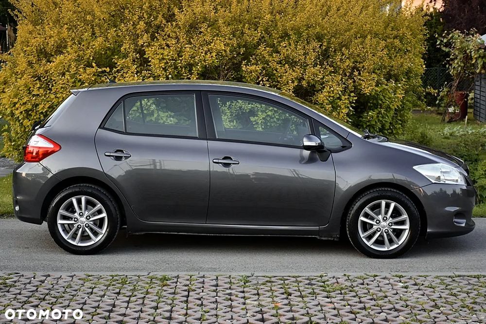 Toyota Auris 1.6 Life+ - 14