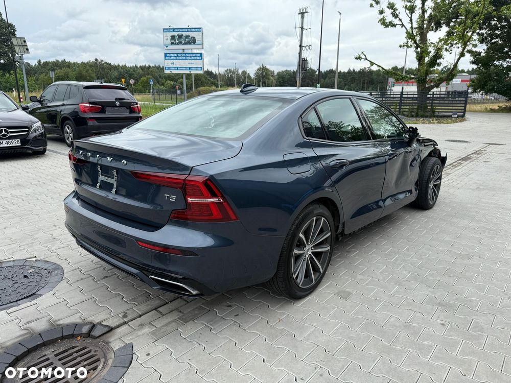 Volvo S60 T5 Momentum Pro - 9