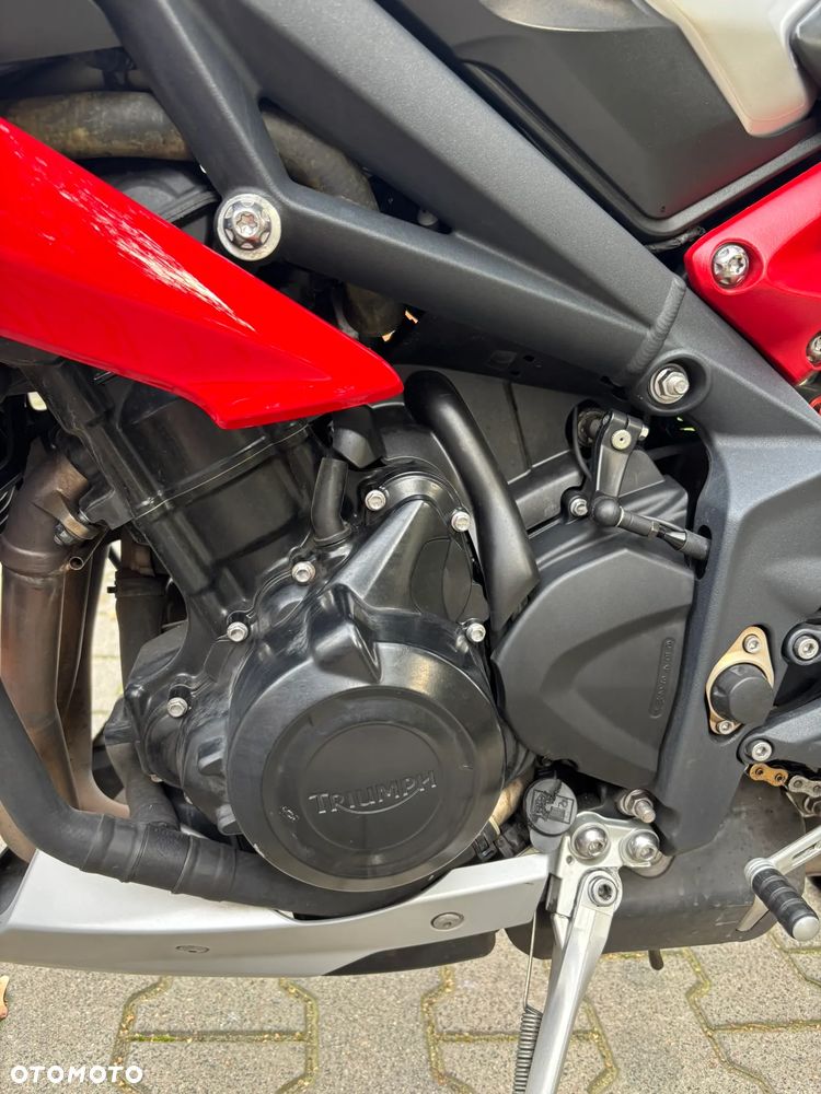 Triumph Street Triple - 19