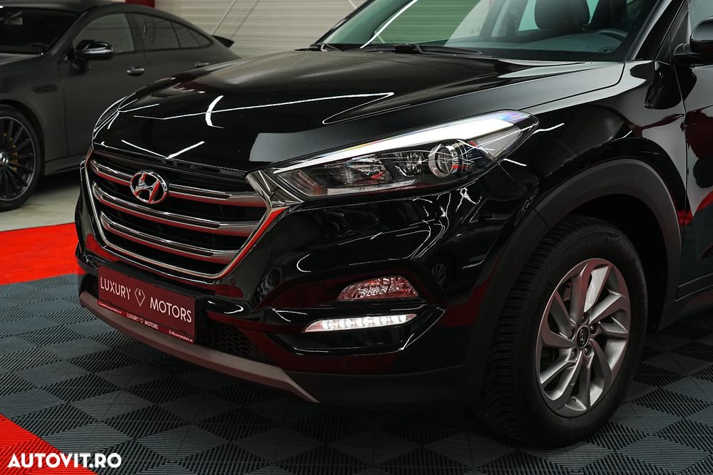 Hyundai Tucson blue 1.7 CRDi 2WD DCT Trend - 23