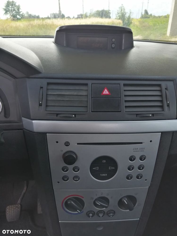 Opel Meriva 1.6 16V Cosmo - 27