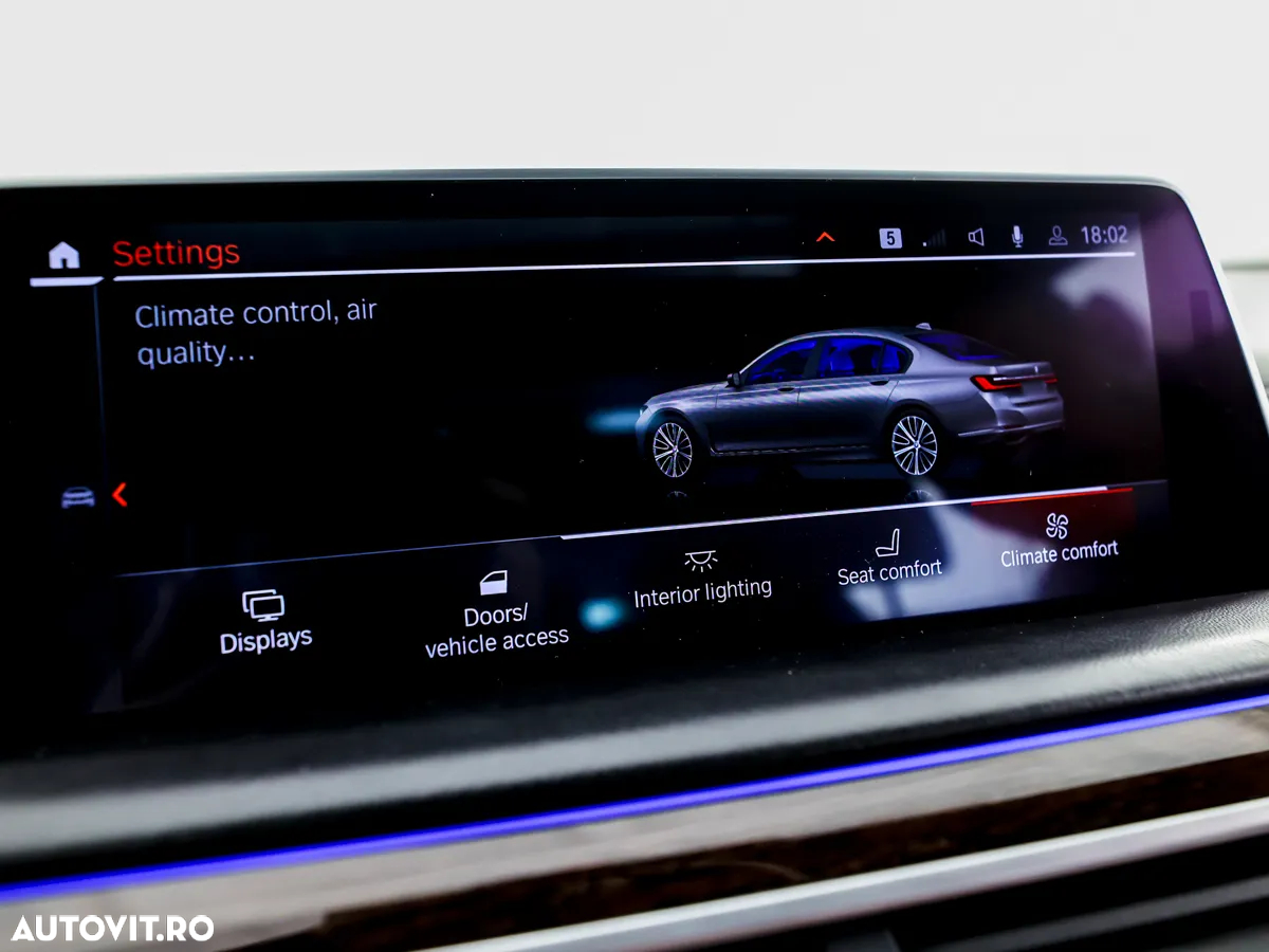 BMW Seria 7 750Li xDrive - 28