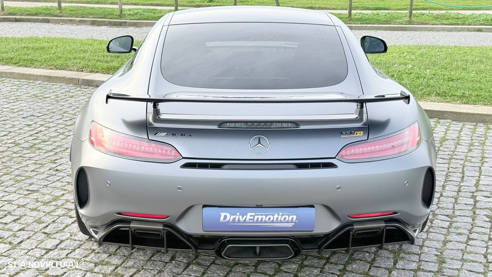 Mercedes-Benz AMG GT R - 6