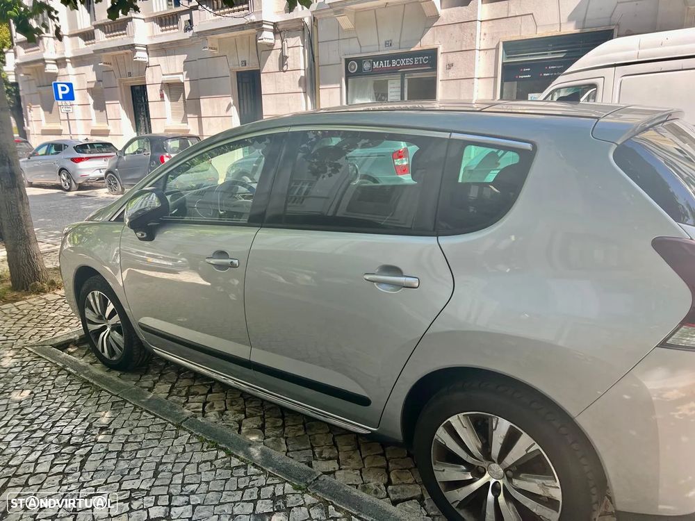 Peugeot 3008 1.6 HDi Allure - 2