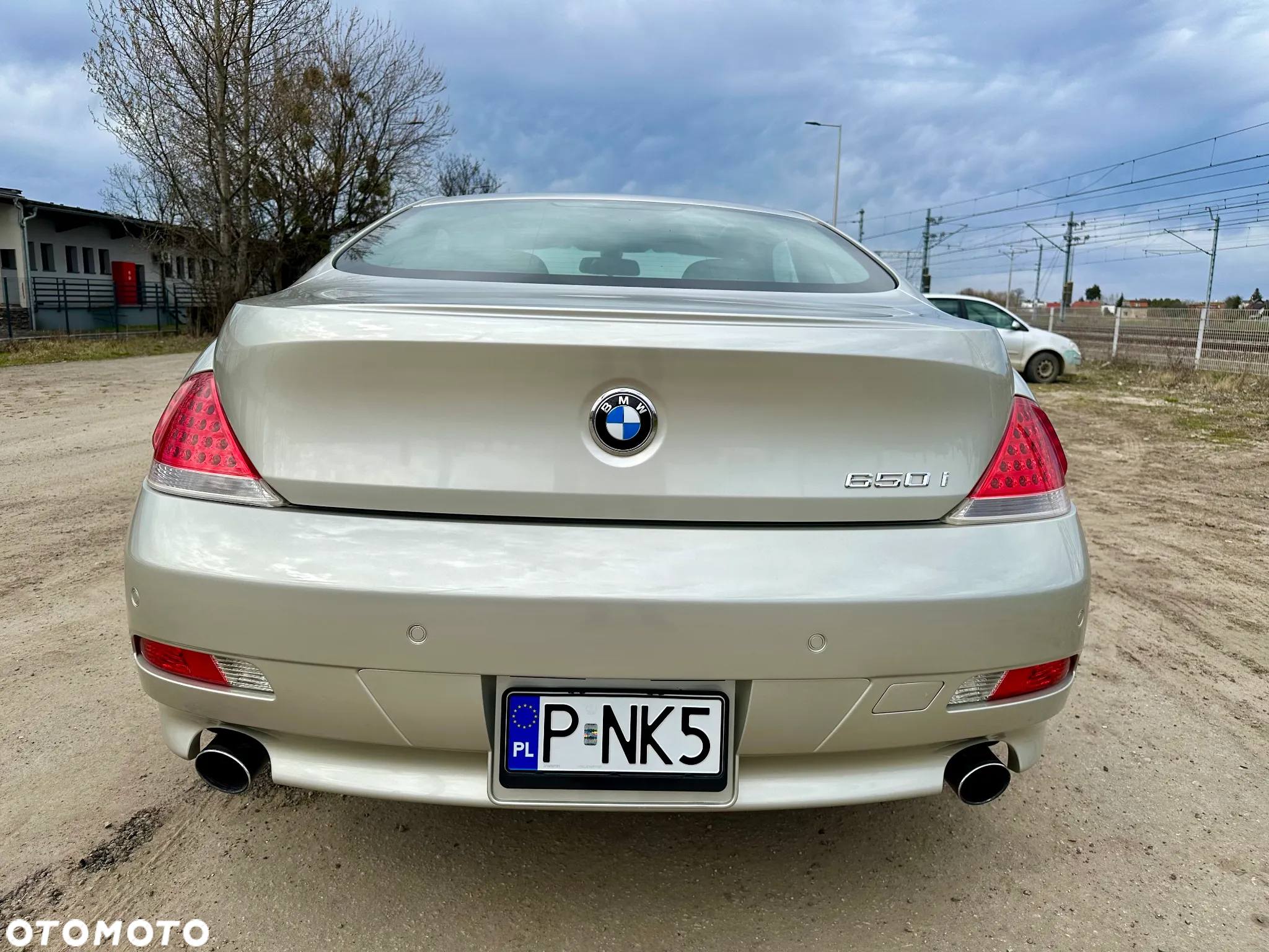 BMW Seria 6 650 i - 16