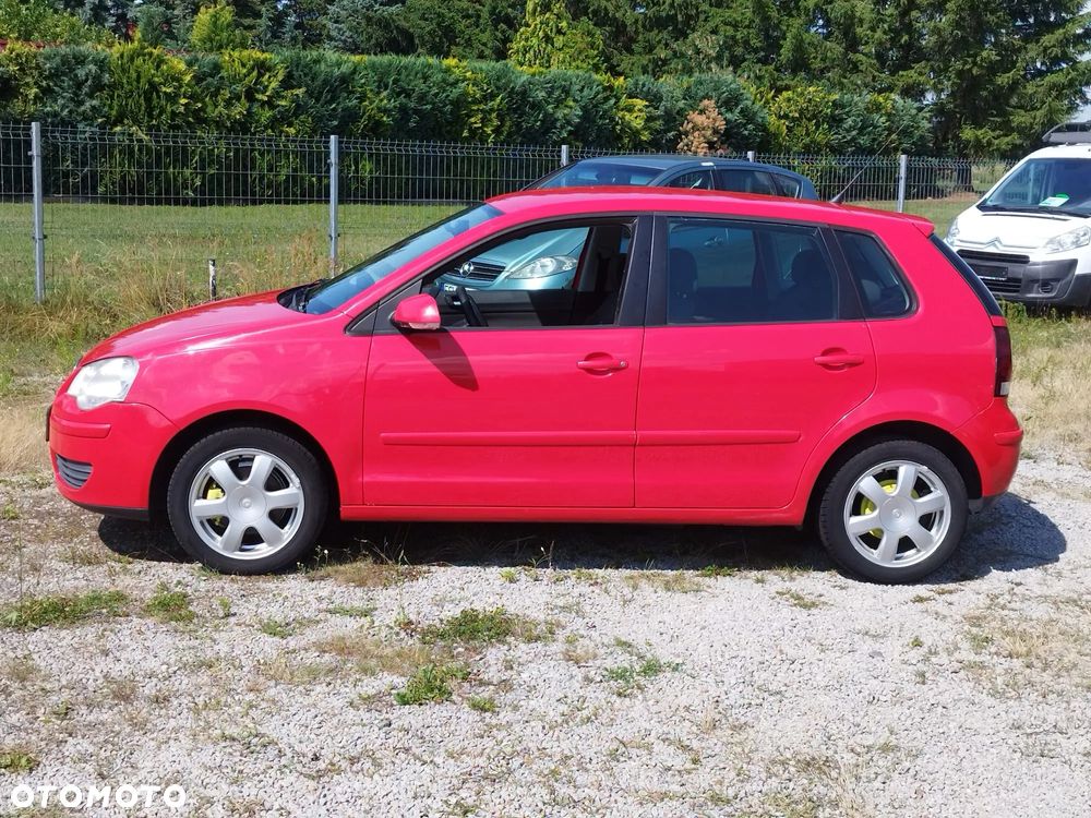 Volkswagen Polo - 2