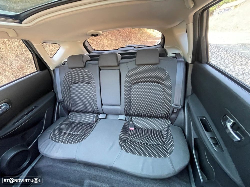 Nissan Qashqai 1.5 dCi Tekna Premium 17 - 37