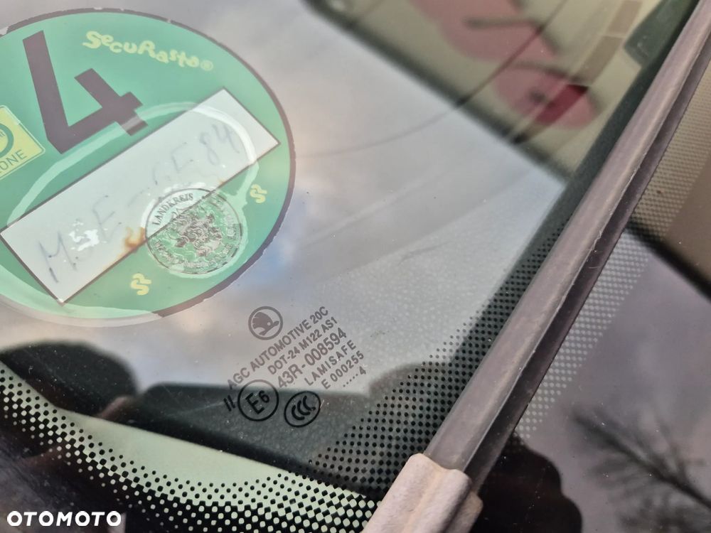 Skoda Fabia 1.2 TSI STYLE EDITION - 24