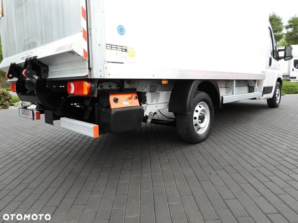 Fiat DUCATO KONTENER WINDA 8 PALET TEMPOMAT NAWIGACJA KLIMATYZACJA  130KM - 24