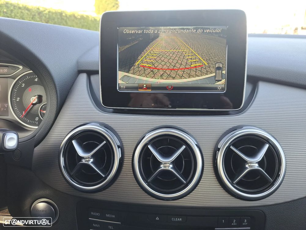 Mercedes-Benz B 180 d 7G-DCT Edition - 11